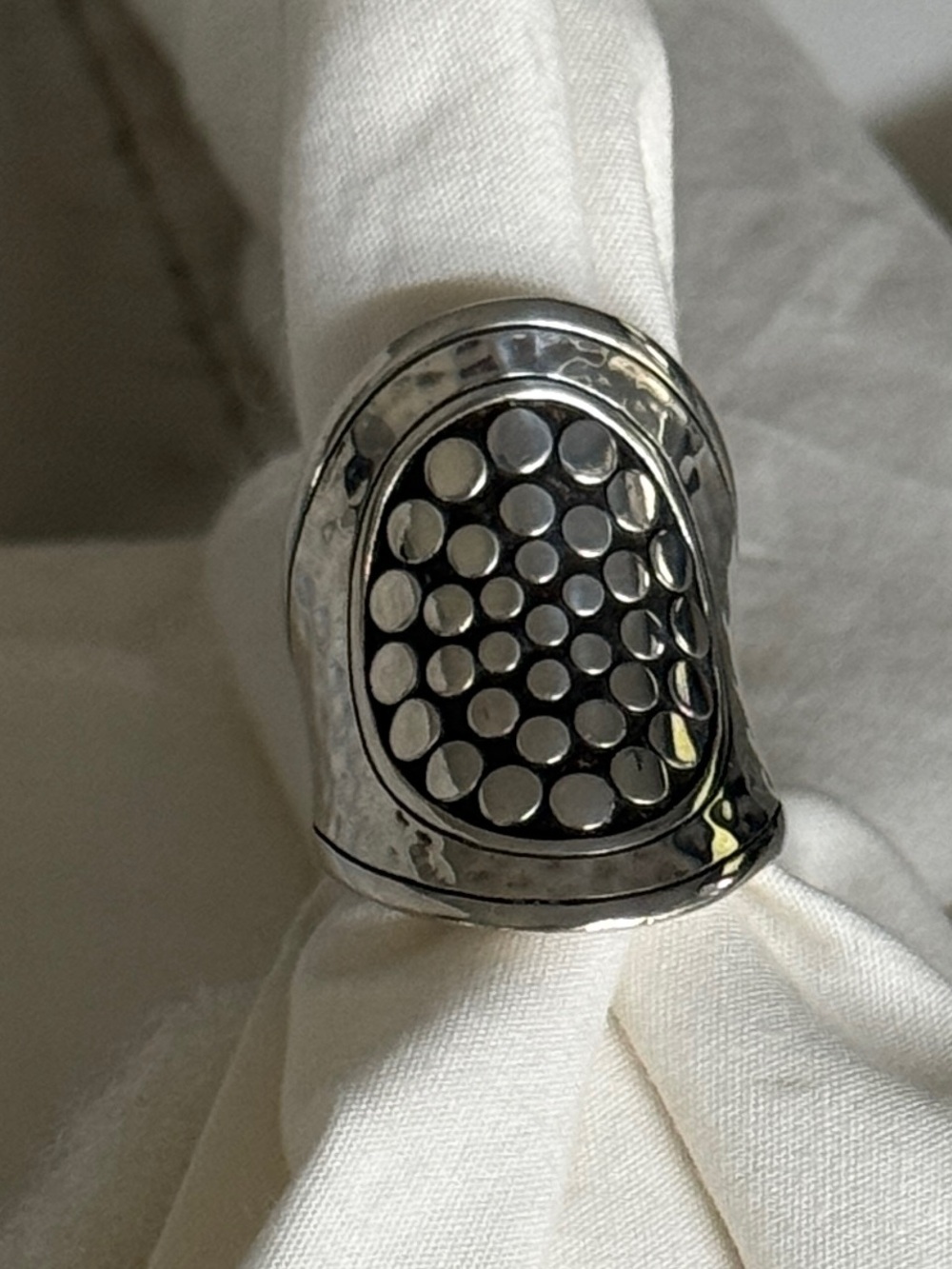 LIKE NEW - JOHN HARDY DOT STATEMENT RING, STERLING SILVER (925) - SIZE 7 - Picture 2 of 13